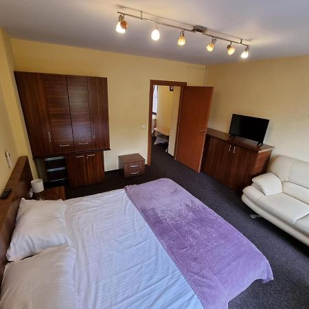 Casa Romana Apartman Ploieşti Kültér fotó