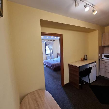 Casa Romana Apartman Ploieşti Kültér fotó