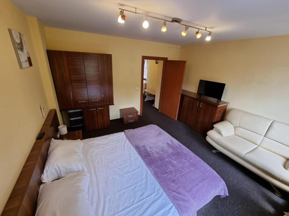 Casa Romana Apartman Ploieşti Kültér fotó